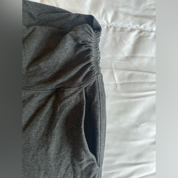 Pre loved Lululemon Lululemon Take It Easy Pants Sz 12 - Picture 4 of 7